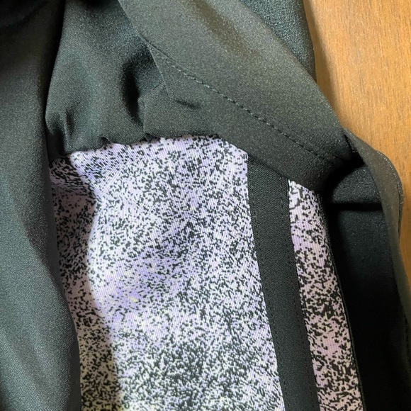 Adidas running shorts, great condition - Picture 6 of 8